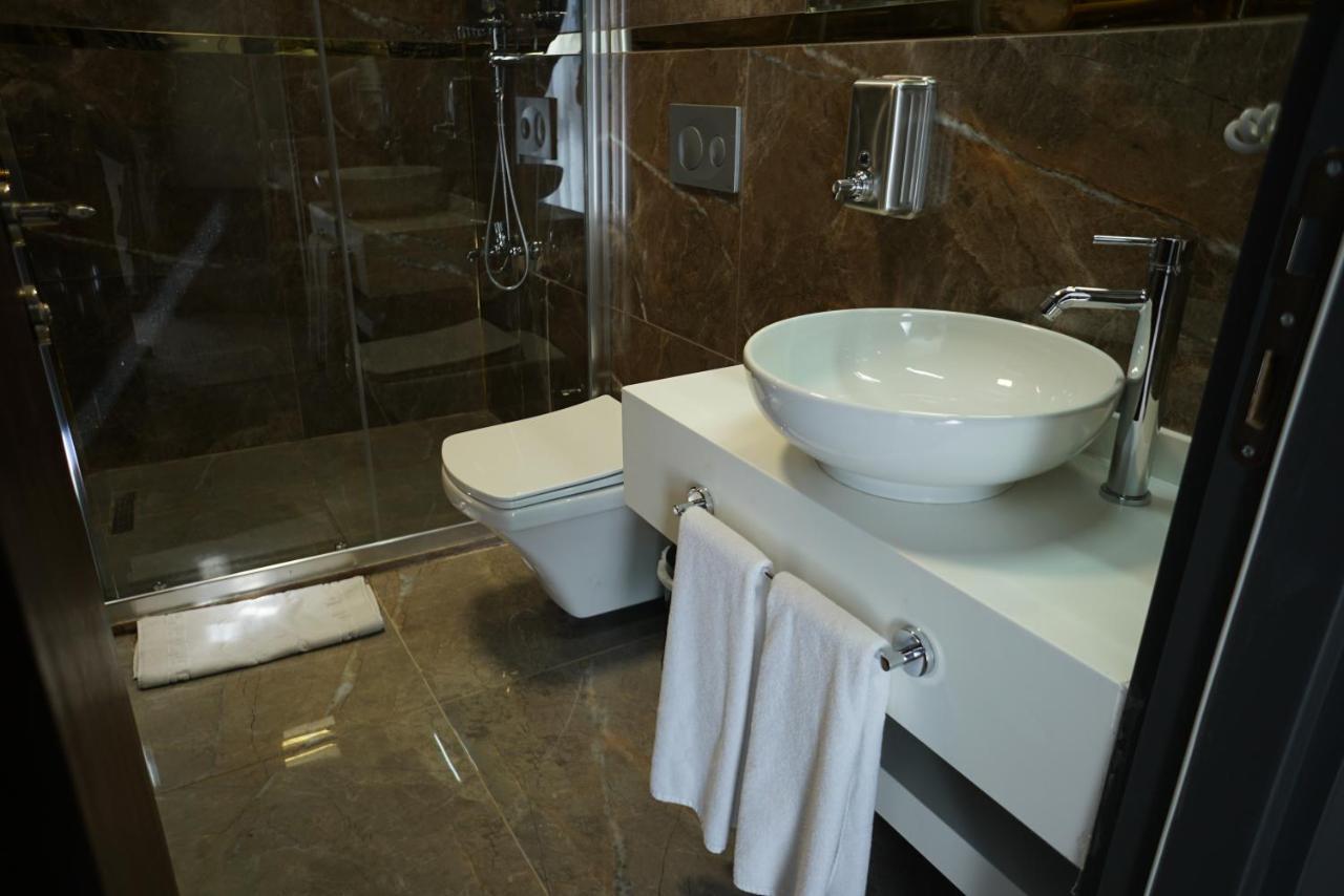 Aram Otel Business & Luxury Istanbul Bagian luar foto